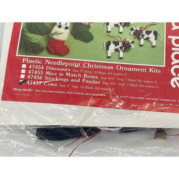 NOS Mary Maxim Needlepoint COWS Christmas Ornaments Kit Makes 6 Plastic Canvas - Picture 2 of 4